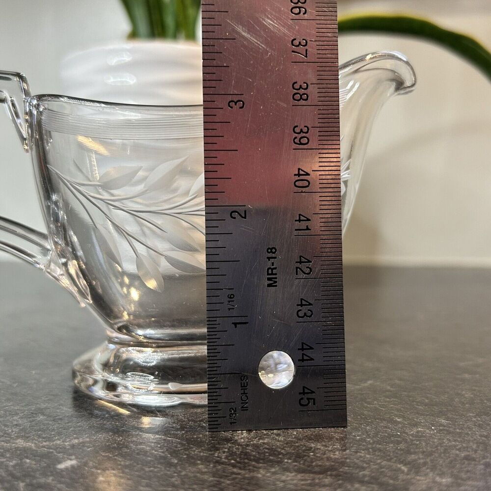VINTAGE Heisey ART‎ DECO Gravy Sauce Boat Clear Glass Etched Floral Design - Picture 7 of 9
